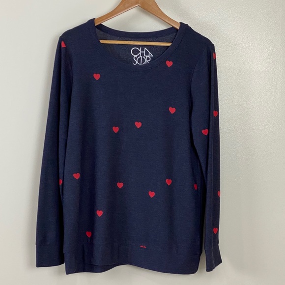 Chaser Tops - ❤️NWT Chaser XL blue with hearts crew neck top